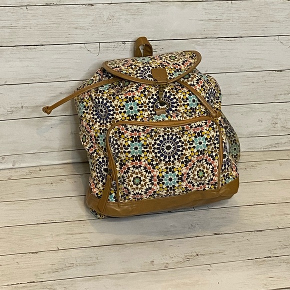 Mossimo Aztec Print Backpack - Picture 2 of 6